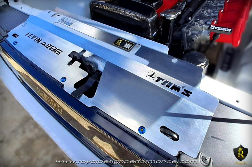 TOYOTA COROLLA AE86 LEVIN RADIATOR COOLING PANEL / PLATE